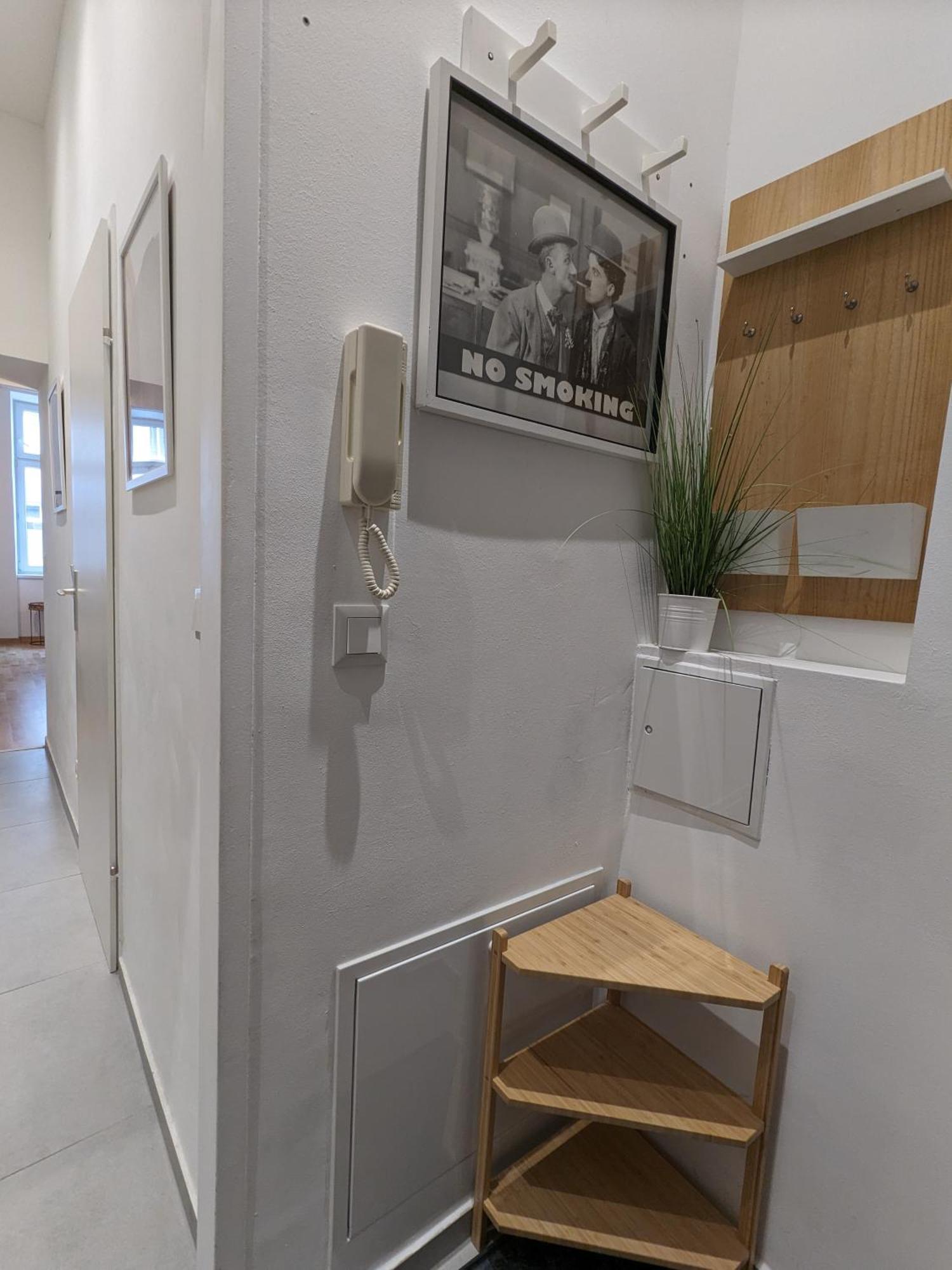Renovated Studio - 10 Min To Center Вена Экстерьер фото